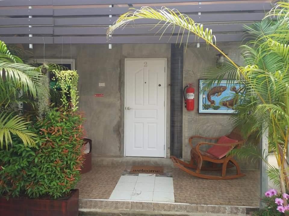 Yotin Guest House Trat Exterior photo