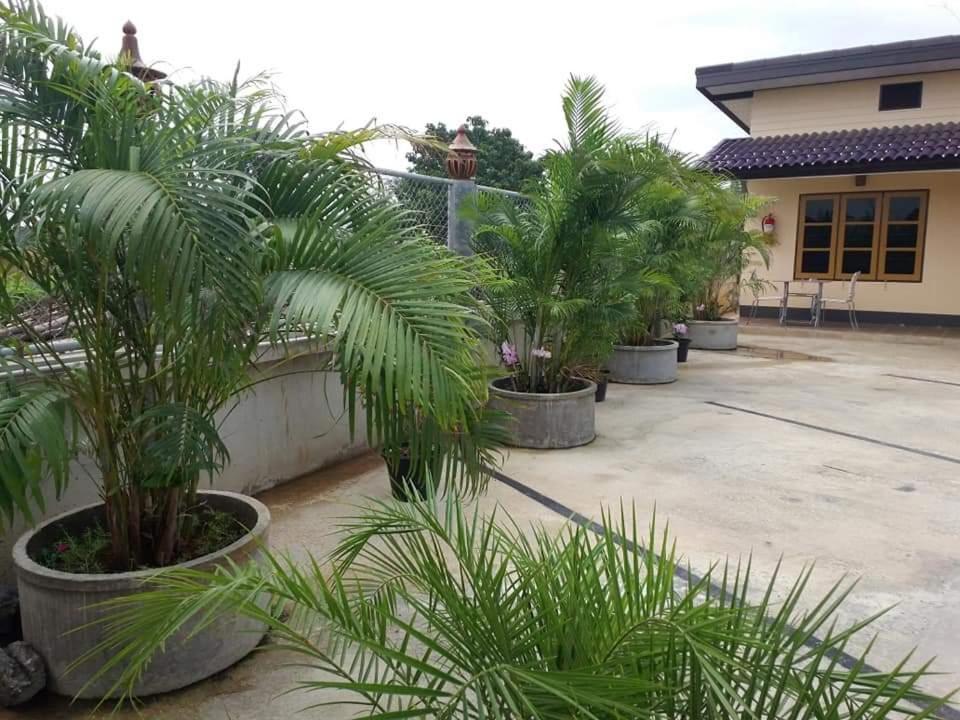 Yotin Guest House Trat Exterior photo